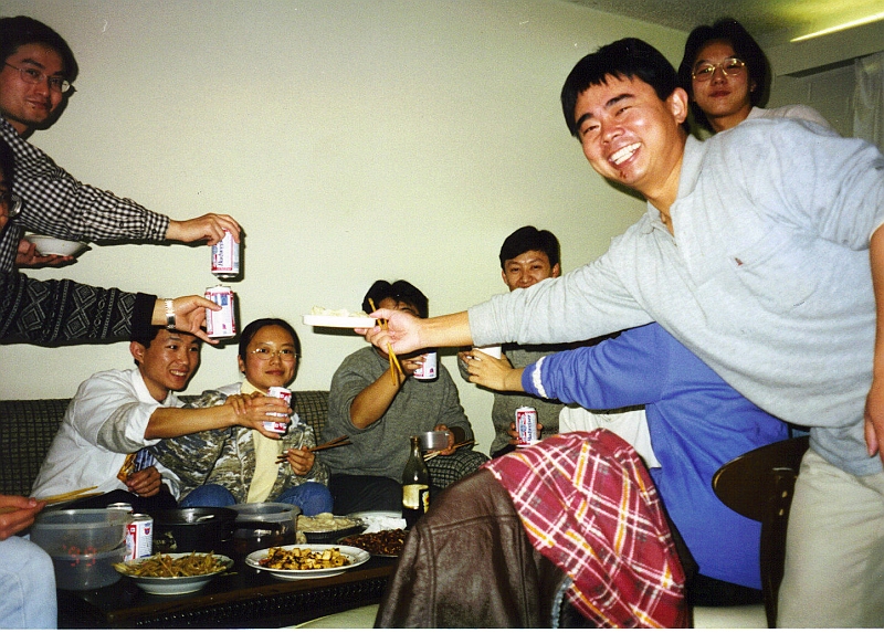 ua16.jpg - The day before I left Tucson for Univ. of Illinois, in my farewell party.from left: Li Jie, Zhou Xianghui, Li Quanzhong, Gao Dengfeng, Song Baogang, me, He Jun(my roommate), Deng Shiyan, Zhang Yanliang