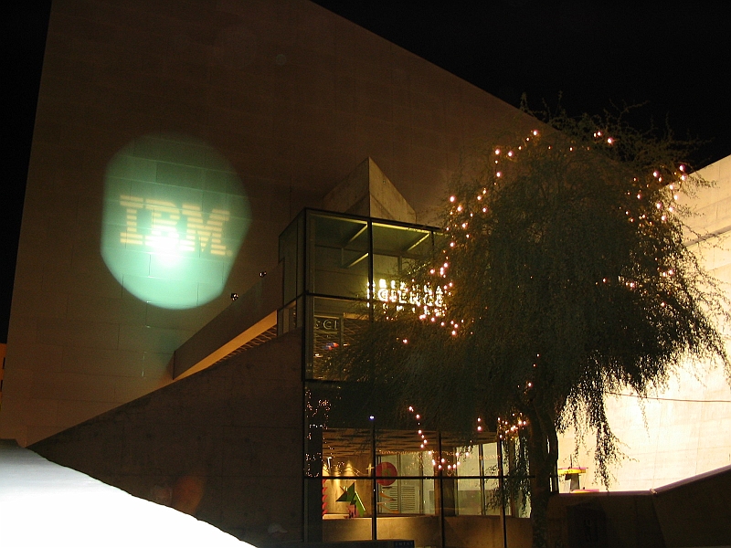 171_7110.JPG - IBM party, Science Center